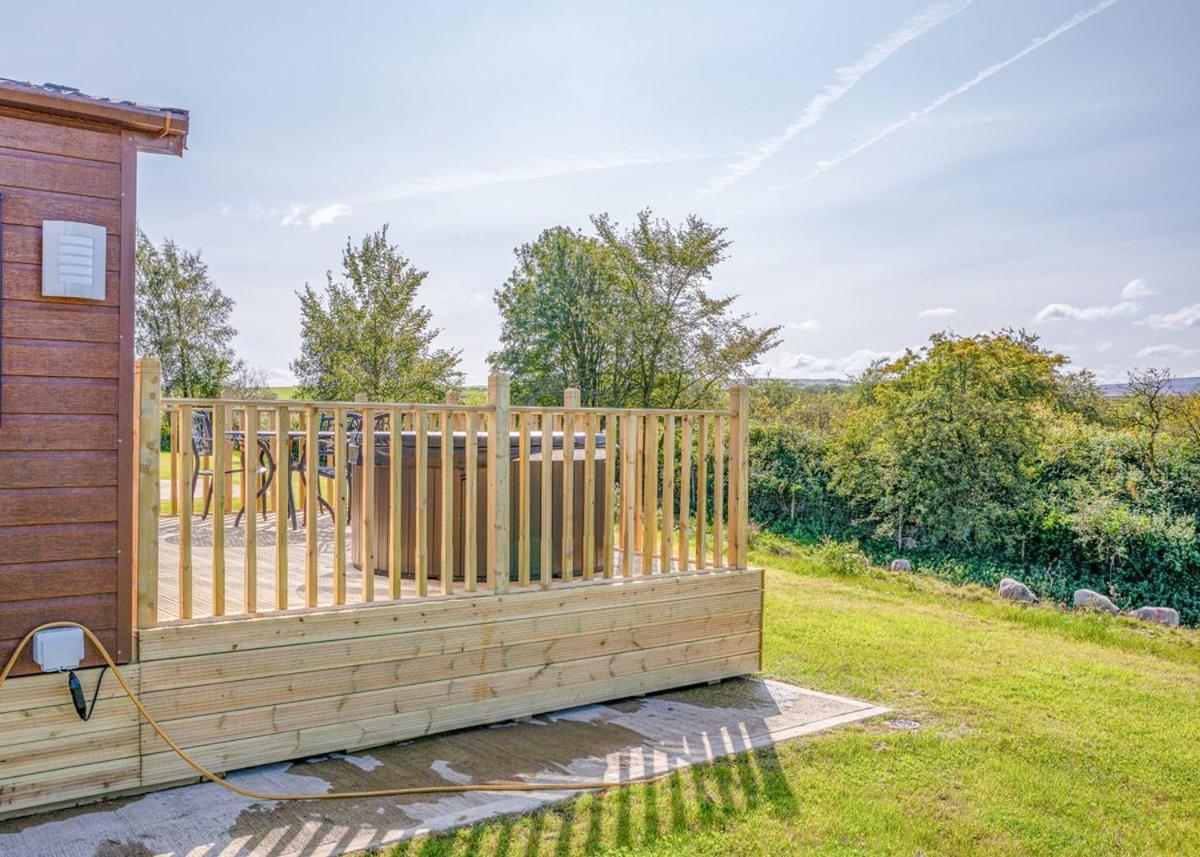Newby  Great Harlow Views מראה חיצוני תמונה