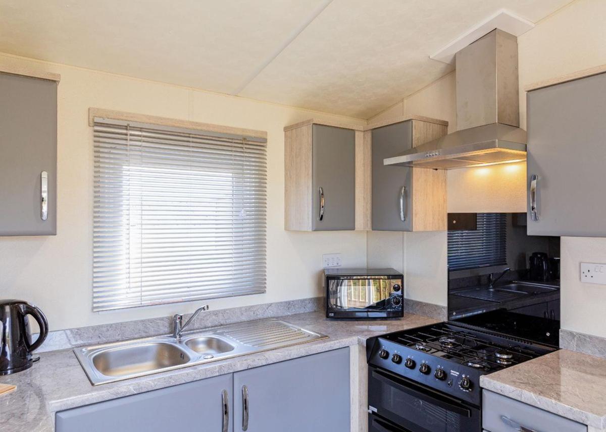 Newby  Great Harlow Views מראה חיצוני תמונה