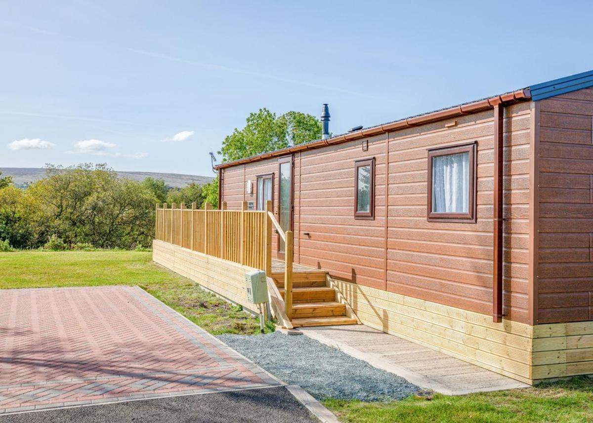 Newby  Great Harlow Views מראה חיצוני תמונה