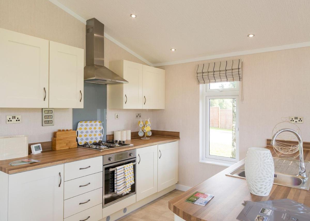 Newby  Great Harlow Views מראה חיצוני תמונה